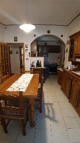 Foto Appartamento a Chianciano Terme Centro di 90 m² con 6 locali