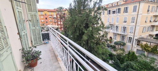 Foto Appartamento in CORSO GARIBALDI, Sanremo Foce - Semeria di 50 m²