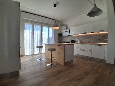 Foto Appartamento in giuseppe di vittorio, Nonantola Centro di 275 m²