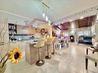 Foto Villa unifamiliare in VIA DELLA DONZELLA, Siracusa Ognina di 84 m²