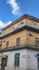 Foto Appartamento in Via Paolo Giovio 22, Napoli Secondigliano con 3 locali