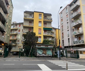 Foto Appartamento a Milano Affori di 78 m² con 3 locali all'asta