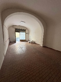 Foto Locale commerciale a Certaldo Certaldo Alto di 42 m² con 2 locali