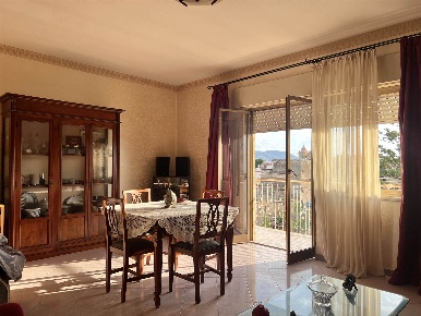 Foto Appartamento in via grazia deledda 4, Ficarazzi di 127 m² con 8 locali