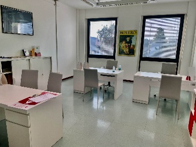 Foto Ufficio in Via Pratese, Firenze Peretola di 32 m² con 1 locali