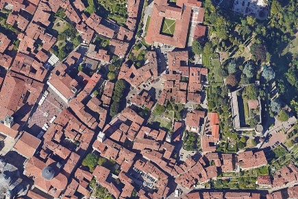 Foto Box a Bergamo Città Alta di 18 m² con 1 locali in vendita