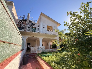 Foto Villa bifamiliare in Via del Nichelio, Siracusa Plemmirio di 100 m²