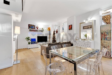 Foto Appartamento in Via Stefanardo Da Vimercate, Milano Gorla di 152 m²