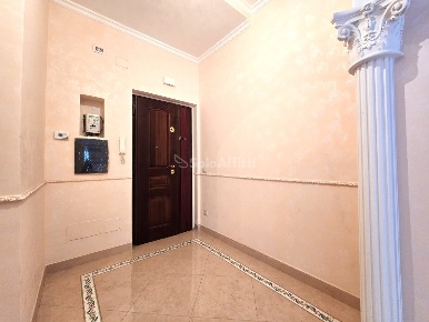 Foto Appartamento in Via Peralba 5, Roma Città Giardino di 114 m²