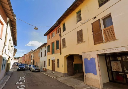 Foto Appartamento in Via Roma 47, Quinzano d'Oglio Centro di 65 m² all'asta