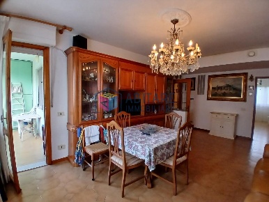 Foto Appartamento a Livorno La Leccia di 118 m² con 5 locali in vendita