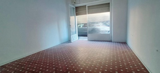 Foto Locale commerciale a Massa Centro di 35 m² con 2 locali in affitto