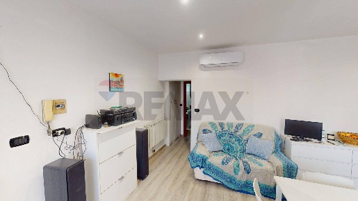 Foto Appartamento in Via Giuseppe Spataro, Genova Sampierdarena di 59 m²