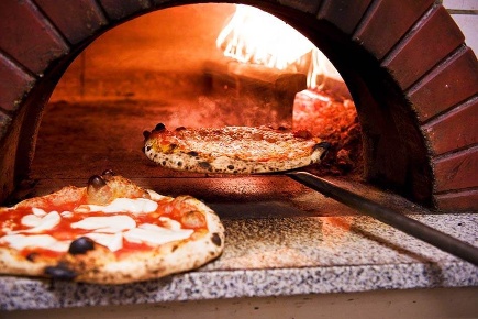 Foto Ristorante a Lerici Lerici Paese di 50 m² con 2 locali in vendita