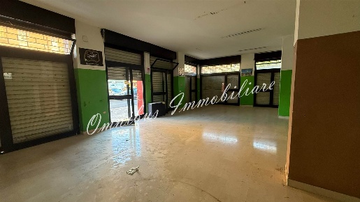 Foto Negozio a Foggia Comparto Biccari di 150 m² con 3 locali in affitto