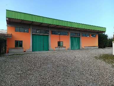 Foto Magazzino a Goito Cerlongo di 515 m² con 3 locali in affitto