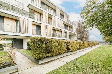 Foto Appartamento in Via Roggia Bartolomea 7, Assago di 230 m² in vendita