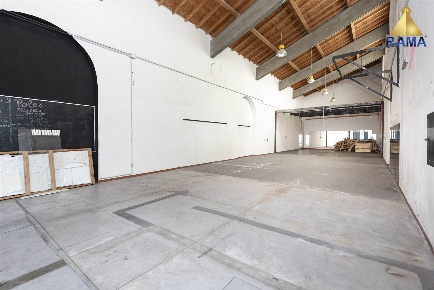 Foto Laboratorio in via acquedotto greco 68b, Catania di 388 m² in affitto