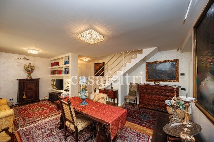 Foto Appartamento in via corridoni 24, Bergamo Corridoni di 224 m²