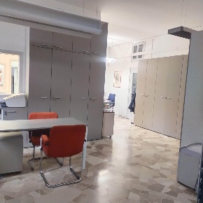 Foto Ufficio in Via Tajani, Milano Città Studi di 440 m² con 5 locali