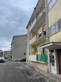 Foto Appartamento a Sessa Aurunca Centro di 141 m² con 8 locali in vendita