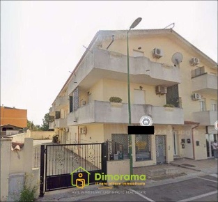 Foto Appartamento in Via Isonzo 2, Capoterra Centro di 66 m² con 4 locali