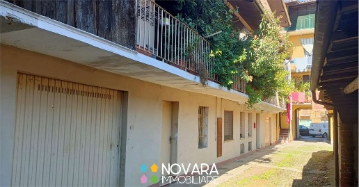 Foto Appartamento in viale Beato Quagliotti 77, Galliate di 250 m²