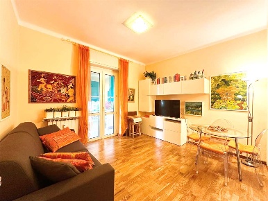 Foto Appartamento in Via Laggiaro, Rapallo Sant'Anna di 34 m² con 1 locali