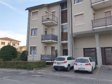 Foto Appartamento in Via alla zocca, Como Albate - Muggiò di 100 m²