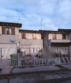 Foto Villa a schiera in Via Cirillo Rossi, Commessaggio Centro di 113 m²