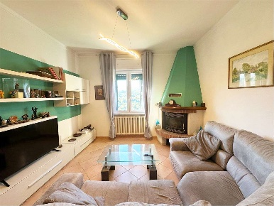 Foto Appartamento in Via del Villone, Rapallo di 65 m² con 4 locali