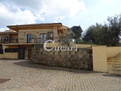 Foto Appartamento in via enrico fermi, Frascati di 110 m² con 3 locali