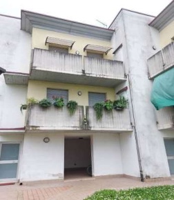 Foto Appartamento in Via Claudio Monteverdi, Rodigo di 84 m² con 4 locali