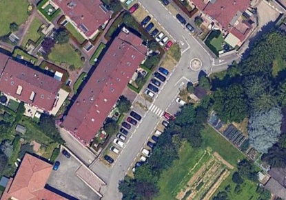 Foto Appartamento in Via Obizzone, Bernareggio Centro di 103 m² all'asta