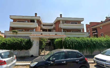 Foto Appartamento in Via Giuseppe Viner 100, Roma Acilia di 71 m² all'asta