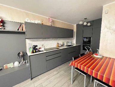 Foto Villa bifamiliare in Strada della torretta 11, Rivoli Tetti di 225 m²