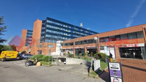 Foto Ufficio in Via Giovan Battista Funaioli 7, Pisa Le Piagge di 80 m²