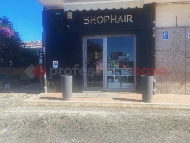 Foto Negozio in del Mare, Castel Gandolfo Pavona di 50 m² in affitto