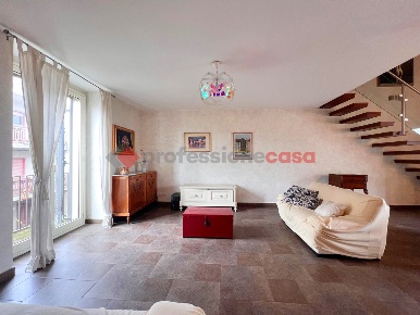 Foto Casa indipendente in Via Umberto 163, San Pietro Clarenza di 230 m²