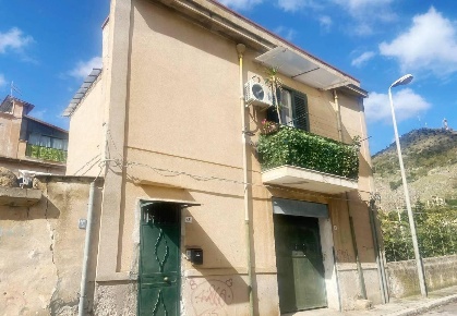 Foto Casa indipendente in VIA Castellana bandiera 48, Palermo di 95 m²