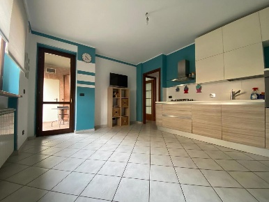 Foto Appartamento in Via MIRAFIORI 13, Beinasco Centro di 70 m² in vendita