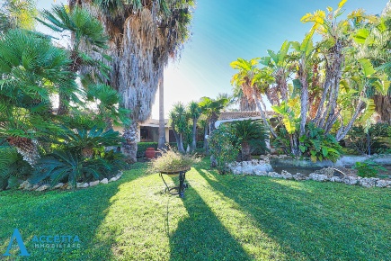 Foto Villa unifamiliare in Via Trascine 1, Taranto San Vito - Carelli