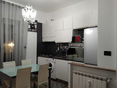 Foto Appartamento in Via delle Gavette, Genova Molassana di 53 m²