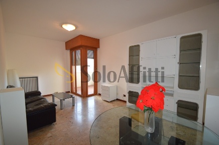 Foto Appartamento in Via Michele Saponaro 20, Milano Gratosoglio di 74 m²
