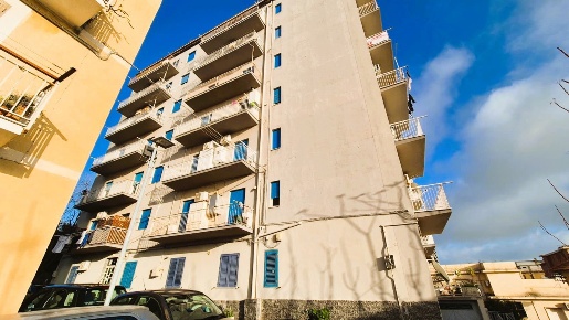 Foto Appartamento in Via San Vito 87, Agrigento di 251 m² con 5 locali