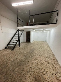 Foto Magazzino in scaramuzzino, Lamezia Terme Nicastro Sambiase di 70 m²