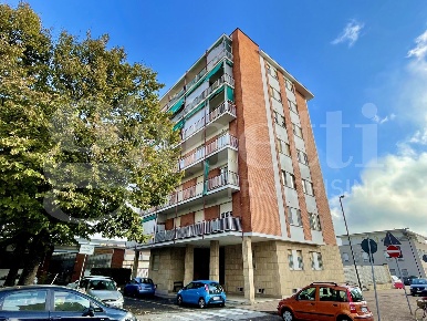 Foto Box in San Francesco d'Assisi, Collegno Santa Maria di 17 m²