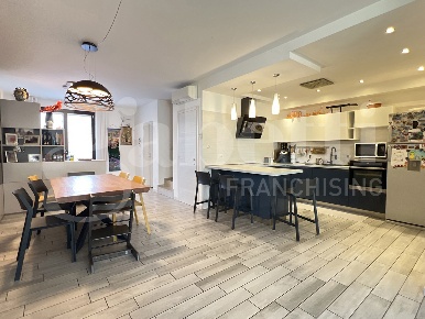 Foto Villa a schiera a Piove di Sacco di 185 m² con 5 locali in vendita