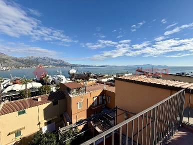 Foto Casa indipendente in Indipendenza, Gaeta di 150 m² con 4 locali