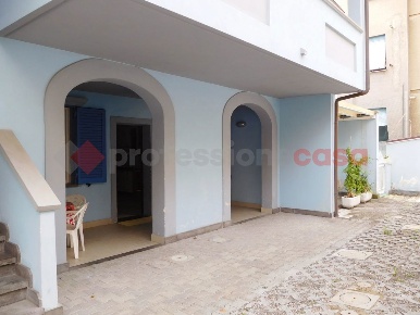 Foto Appartamento in Montevecchi, Cecina Cecina Centro di 50 m² in vendita